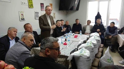 Tavşanlı’da Çiftçiye Tohum ve Gübre Dağıtıldı