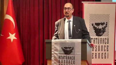 Atatürkçü Düşünce Derneği 10 Nisan Laiklik Günü’nü Kutladı