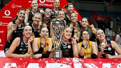 VakıfBank'tan Sultanlar Ligi'nde 14. Şampiyonluk