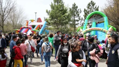 Eskişehir’de 23 Nisan etkinlikleri hava engeline takıldı: Kutlamalar iptal edildi