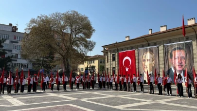 Eskişehir’de 23 Nisan kutlamaları coşkuyla başladı