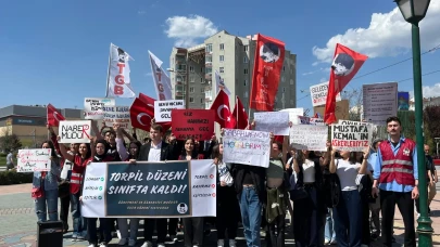 Liseli öğrencilerden tepki: “Okullar kimsenin babasının çiftliği değil”