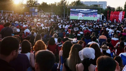 Eskişehir'de kritik maç için dev ekran!
