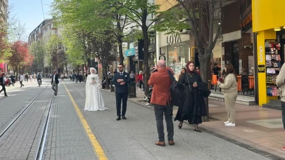 Eskişehir'de o anlar herkesin ilgi odağı oldu