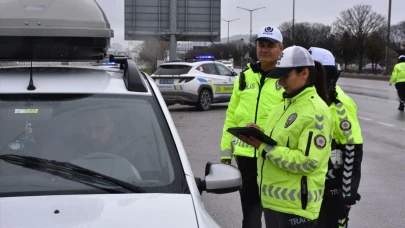 Eskişehir'de trafik denetimlerinde binlerce araca ceza kesildi