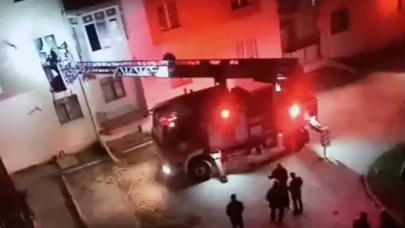 Çankaya Mahallesi’nde Ev Yangını: Komşuların Duyarlılığı Felaketi Önledi