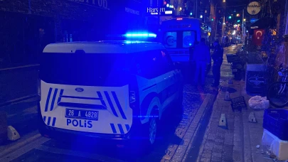 Barlar Sokağı’nda bıçaklı kavga