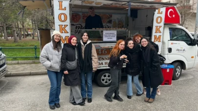 Eskişehir’de Mimarlık Öğrencilerinden Lokmalı Kutlama