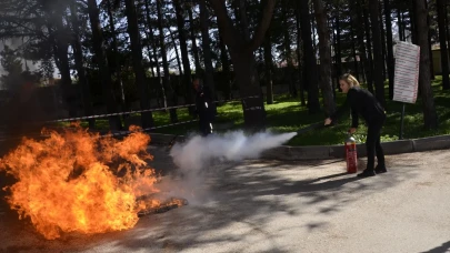 Sağlık Müdürlüğü Personeline Yangın Tatbikatı Yapıldı