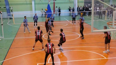 Beylikova'da Kurumlar Arası Voleybol Turnuvası Tamamlandı!