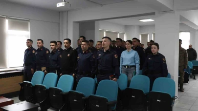 Eskişehir'de Jandarma Personeline Hizmet İçi Eğitim Programı Başladı