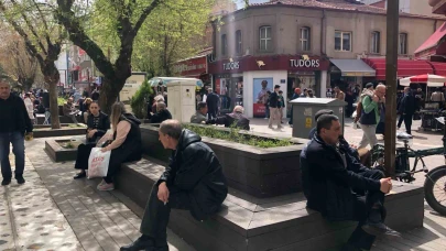 Eskişehir'de Bayram Sonrası Alışveriş Yoğun Yağış Kapıda!