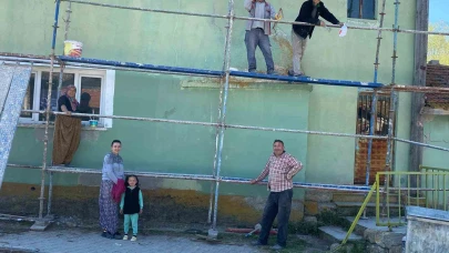Hayırsever Aile Eskişehir'de Camilerin Görselliğine Değer Katıyor