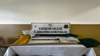 Eskişehir’de Kaçak Kazıya Suçüstü: Jandarmadan Operasyon