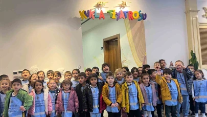 Eskişehir'de minikler "Ben de uçabilirim" çocuk oyununda buluştu