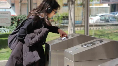 Türkiye’nin en ucuz öğrenci abonman kartı Eskişehir’de
