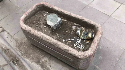 Eskişehir'de vatandaşlar ceza ödememek için çözümü saksıda buldu