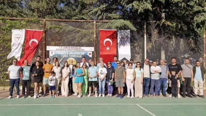 Sağlıkçılar Kortta Buluştu, Eskişehir’de İlk Tenis Turnuvası Şampiyonlarını Buldu