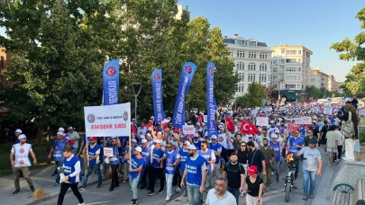 Harp-İş’liler Servise Binmedi, Hakları İçin Şehir Merkezine Yürüdü