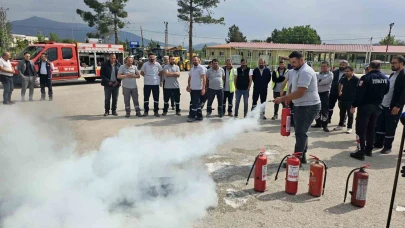 Afyonkarahisar’da Özel İdare Personeline Yangın Eğitimi Verildi