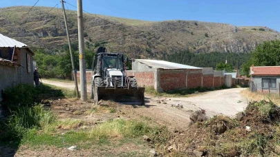 İnönü’de sokak iyileştirme ve çevre düzenleme çalışmaları
