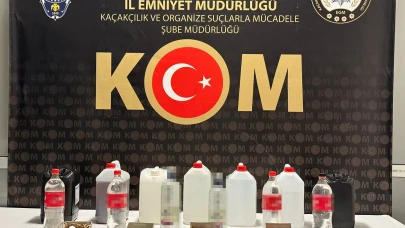 Kütahya’da Sahte Alkol Operasyonu: Litrelerce Tehlike Ele Geçirildi