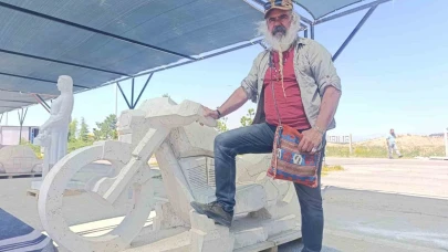 Taşa Hayat Verdiler: Afyon Mermer Fuarı’nda Heykeller Büyüledi