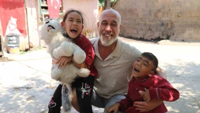 Eskişehirli Baba İki Çocuğuna Hem Anne Hem Baba Oluyor