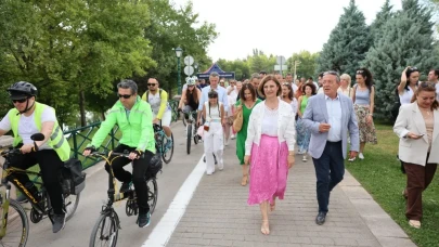 Eskişehir’de Velespit Parkı Törenle Açıldı: “Çevreci ve Sürdürülebilir Ulaşım Politikamızı Sürdüreceğiz”