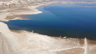 Porsuk Çayı’nda Balık Ölümü İddialarına İnceleme: “Herhangi Bir Olumsuzluk Yok”