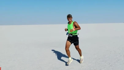 Eskişehirli Sporcudan Tuz Gölü'nde Gurur Veren Başarı