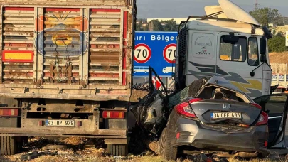 Bilecik’te Tır ile Otomobil Çarpıştı: 1 Ölü, 3 Yaralı