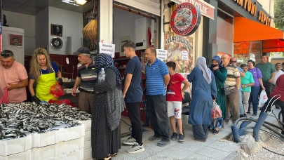 Mevlit Kandili’nde Hayırseverden 1 Ton Balık İkramı