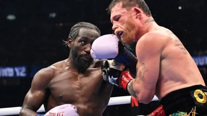 Terence Crawford - Canelo Álvarez maçını kim kazandı?