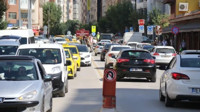 Milletvekili Hatipoğlu'ndan Trafik Eleştirisi