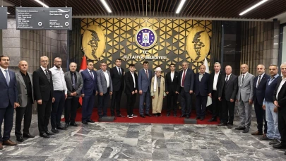 Başkan Kahveci, Ahilik Haftası Kutlama Komitesi’ni makamında ağırladı