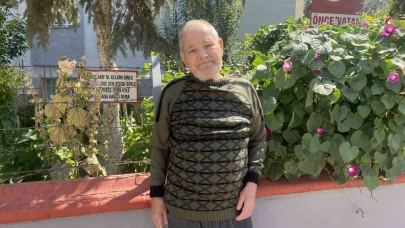 Bayram amcanın özlü sözlerle dolu bahçesi dikkat çekiyor