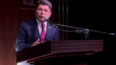 Yılmaz Tunç: "Bayrak İndirme Olayıyla İlgili Gözaltı Süreçleri Devam Ediyor"