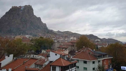 Afyonkarahisar’da Hafta Sonu İçin Kuvvetli Rüzgâr Alarmı