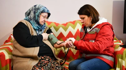 Kimsenin Kendini Yalnız Hissetmediği Bir Tepebaşı