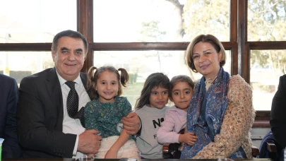 Başkan Ünlüce, Mahmudiyeli Kadınlarla Kentpark’ta Buluştu