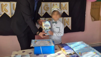 Mahmudiye’de Minik Öğrenciler İçin Kur’an’a Geçiş Merasimi