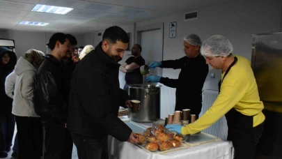 Anadolu Üniversitesi’nden Öğrencilere Final Haftasında Moral İkramı