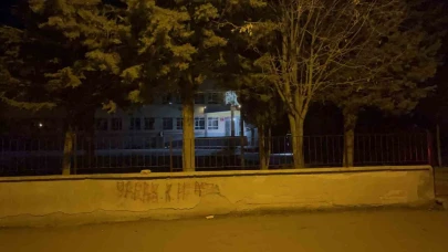 Eskişehir’de Okul Bahçesindeki Bıçaklı Saldırı: 3 Şüpheli Tutuklandı