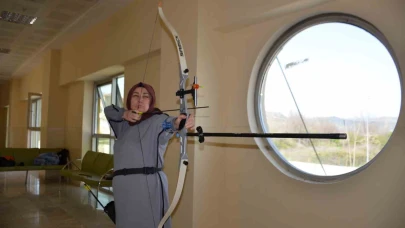 Osmanlı Dizisinden Etkilendi, 48 Yaşında Okçu Oldu