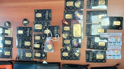 Polis Ekipleri Bulunan 237 Gram Altını Sahibine Teslim Etti