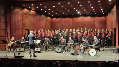 ESSİVDER Korosu’ndan Eskişehir’de Türk Halk Müziği Konseri