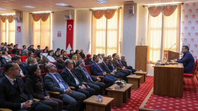 BŞEÜ’de “Kariyerim Mülkiye” Etkinliğine Vali Sözer Katıldı