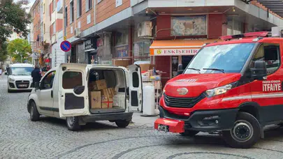 Eskişehir’de İtfaiye Araçlar Yüzünden İlerleyemedi