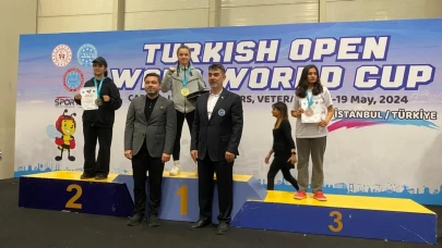 İstanbul&#8217;da Gerçekleştirilen Kickboks Turnuvasında Eskişehir Ay Spor Kulübü&#8217;nden Büyük Başarı